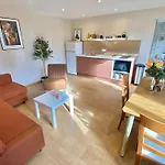 Great Flat! 10 Minute Walk From Train Station And Palais