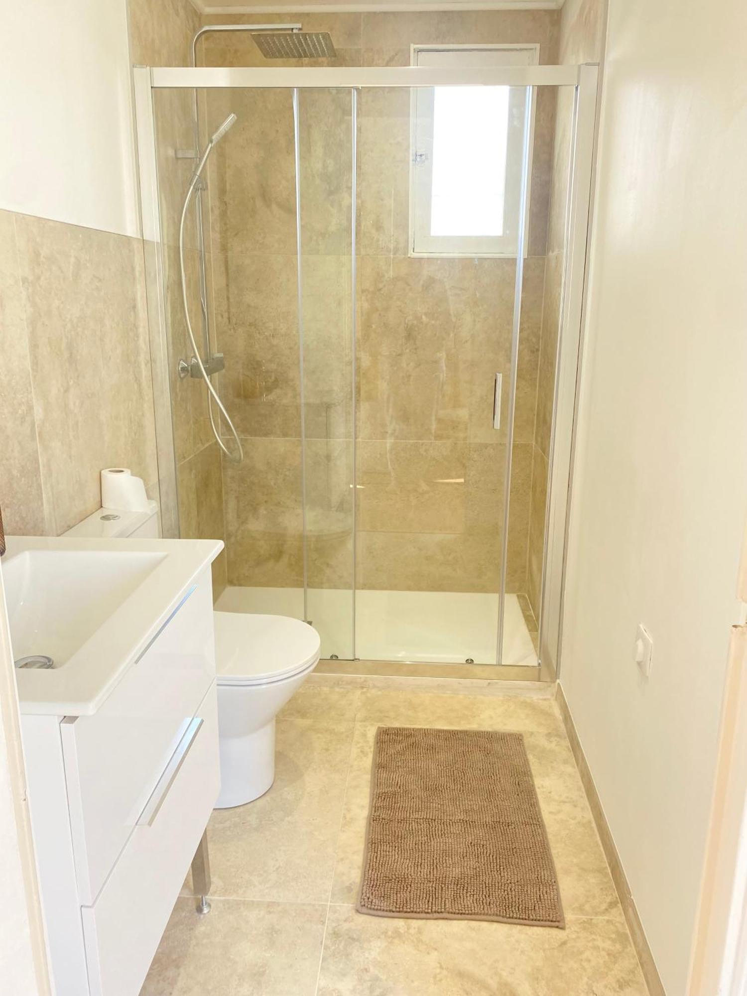 Appartement Great Flat! 10 Minute Walk From Train Station And Palais
